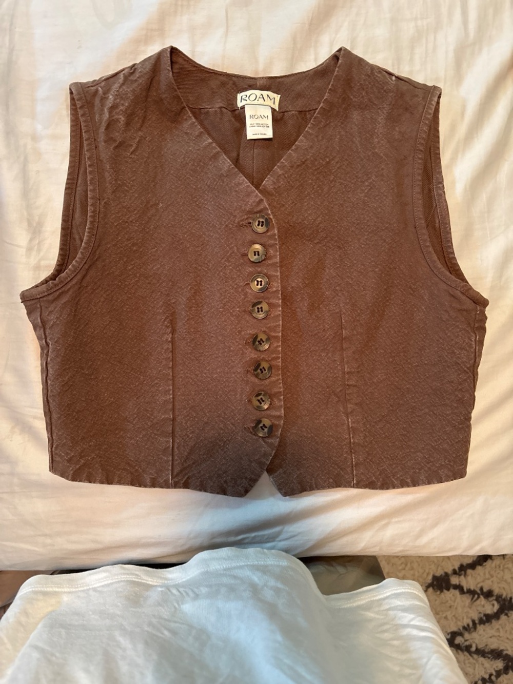 ROAM Joan Vest - Picture 13 of 16